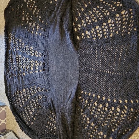 Cardigan/sweater by Willow & Clay - Picture 7 of 12